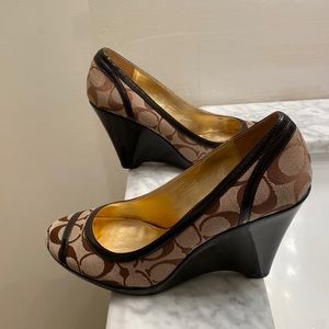 Coach gorgeous wedges